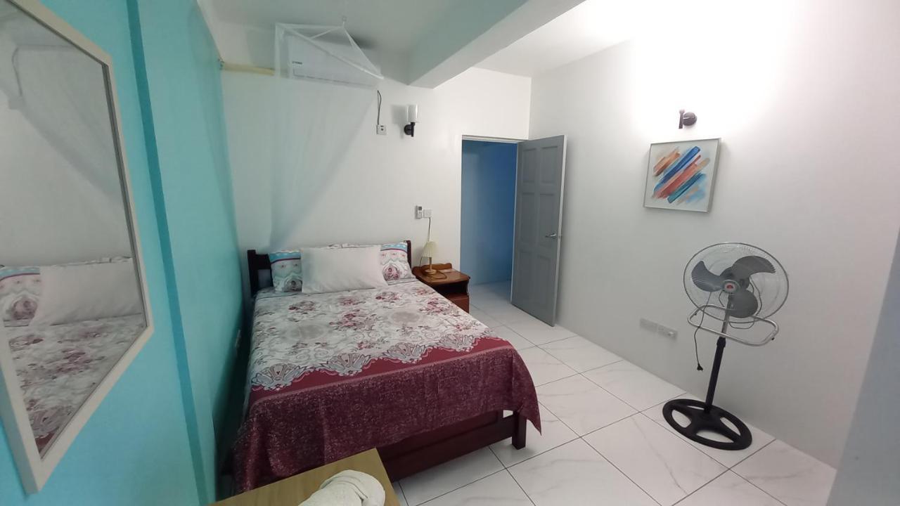Cozy Vacation Retreat With Free Parking Apartment Roseau Exterior photo